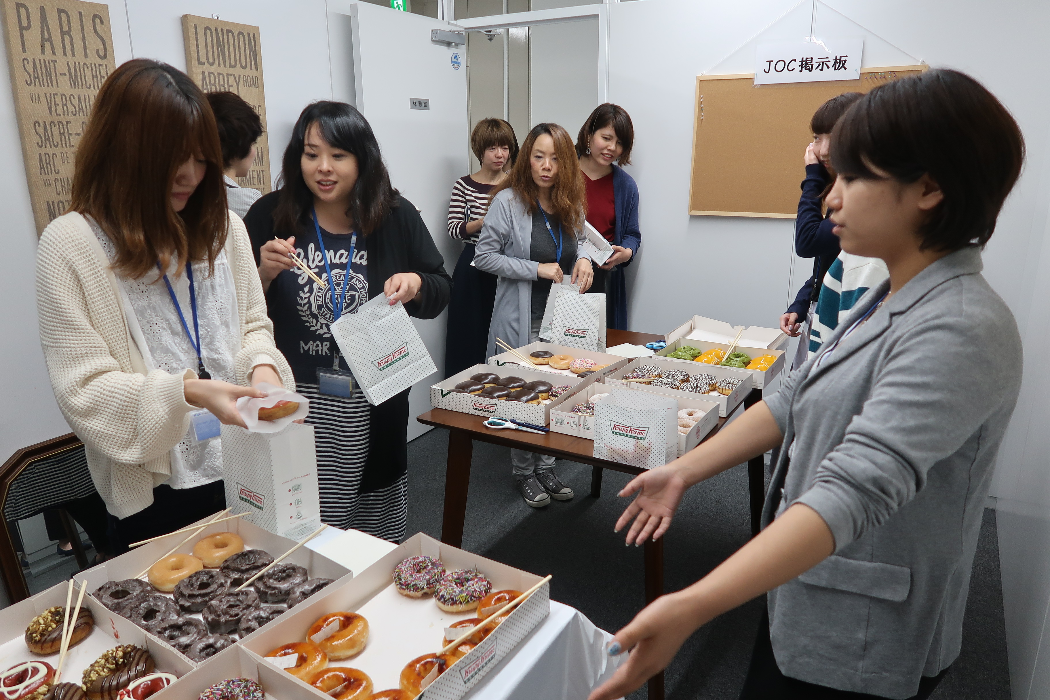 【本社】社内イベント：「ドーナツパーティ」を開催しました！